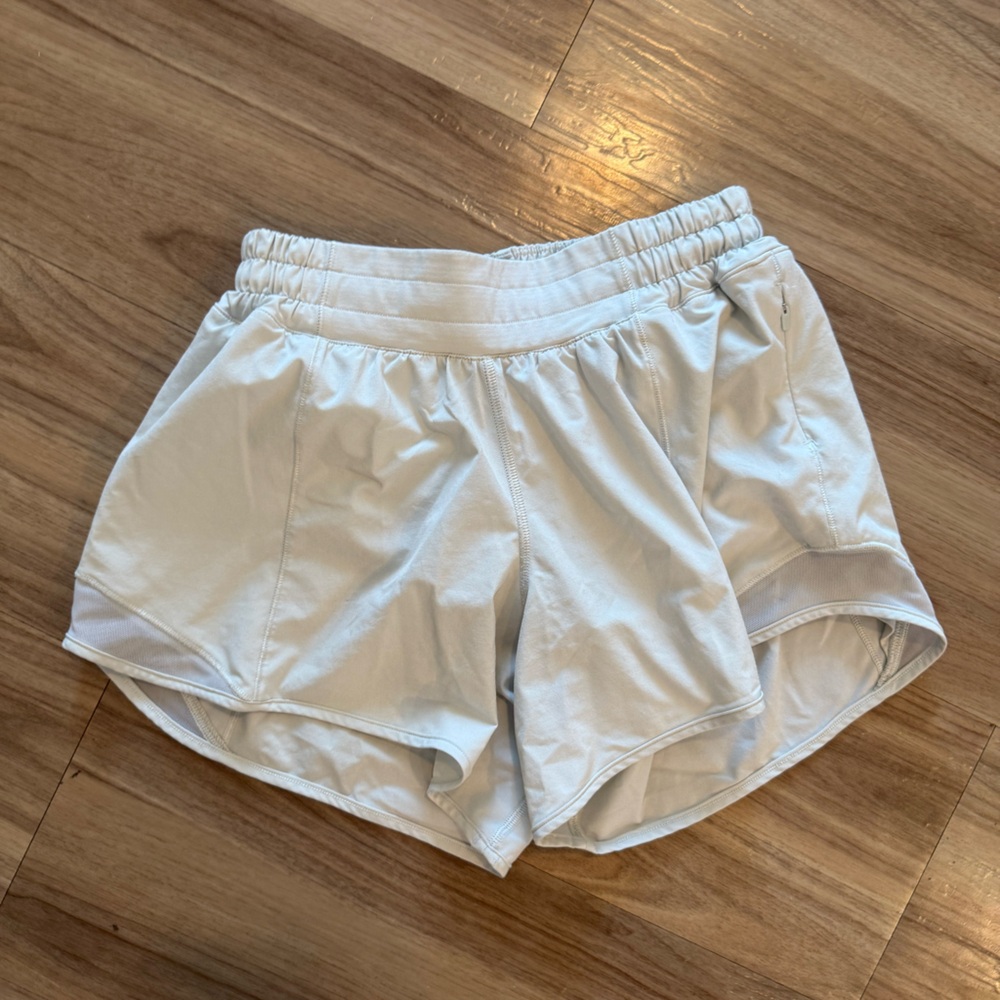 Lululemon Hotty Hot Short
